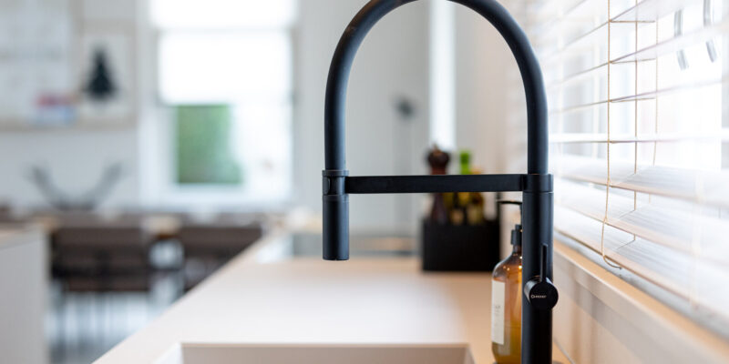 Strakke lichte keuken Strakke lichte keuken